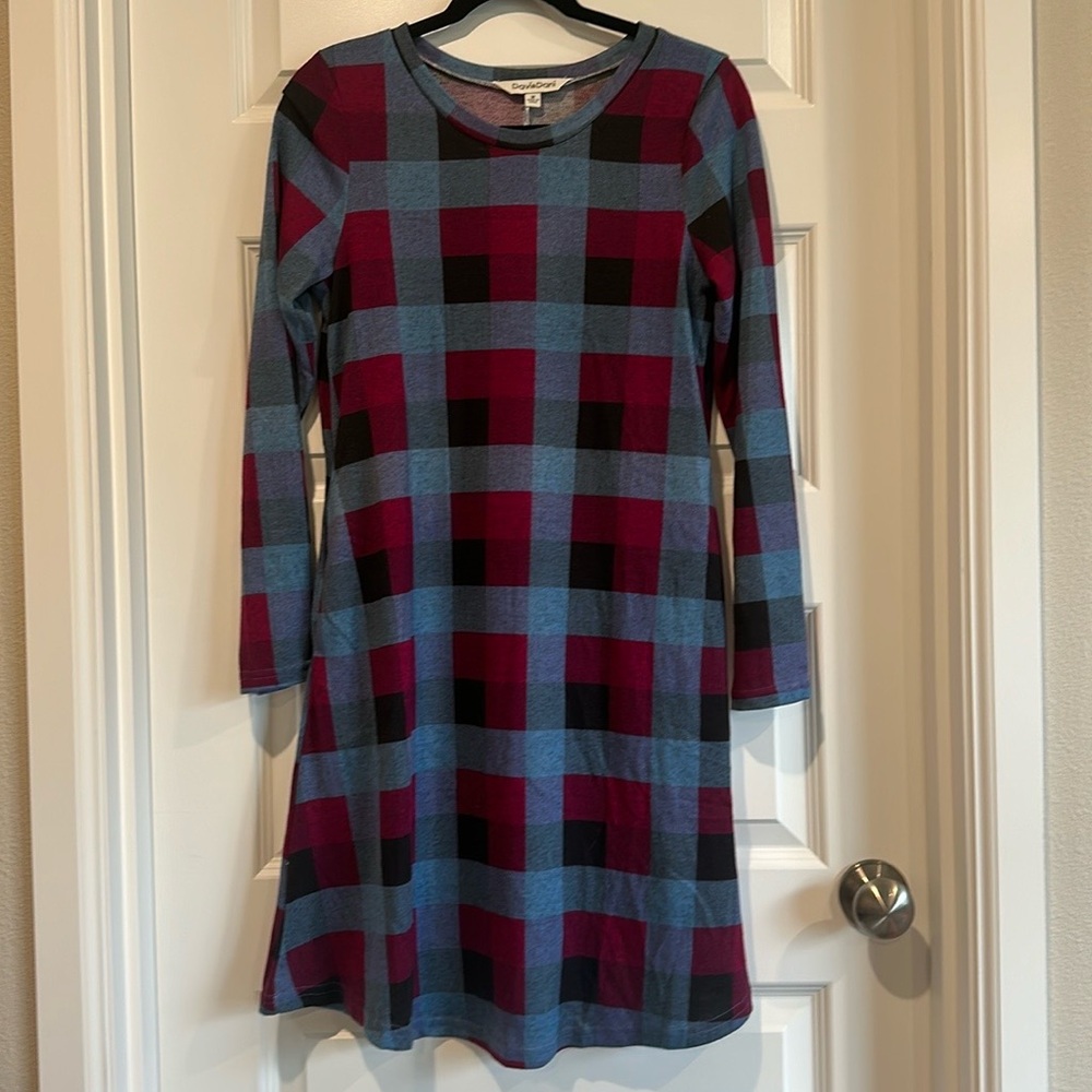 Davi & Dani Checked Dress - NWT